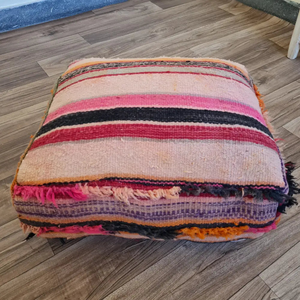 Kilim Moroccan Pouf – Tribal Vintage Rug Ottoman