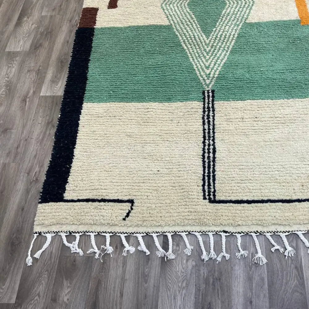 Geometric Beni Ouarain Rug – Moroccan Diamond Wool Carpet – Custom Size - Berber Handcrafts