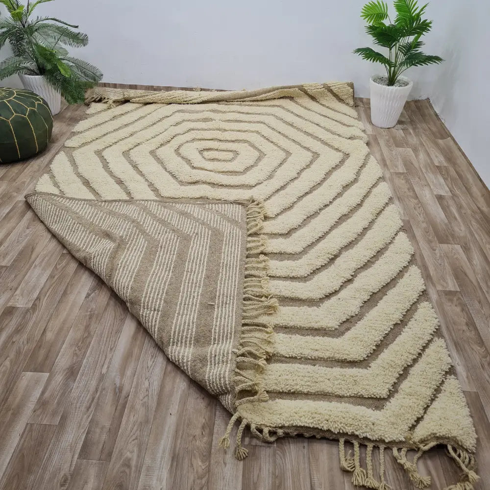 Hexagon Spiral Moroccan Rug – Neutral Beni Ourain Wool Carpet- Custom Size - Berber Handcrafts