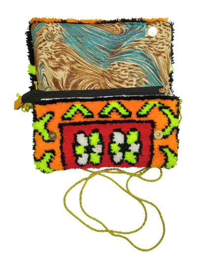 Hand-Knotted Bag, Rug Purse, Carpet Bag, Tufted Bag, Neon Clutch, Neon Bag, Y2K Bag, 90s Style, Festival Bag, Dopamine Dressing, Maximalist, Statement Purse, Colorful Bag, Crossbody Clutch, Small Purse, Party Bag, Orange and Green, Lime Green, Gold Strap, Handmade Clutch, One of a Kind, Artisan Made, Unique Gift, Woven Clutch, Pile Weave.
