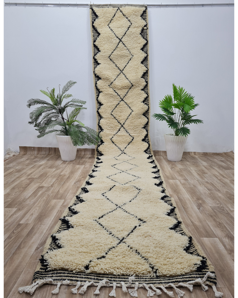 Handwoven Moroccan Runner Rug – Cream & Black Geometric Design - Berber Handcrafts