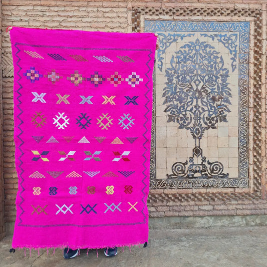 pink Moroccan Berber kilim rug